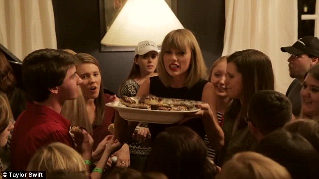marketing-taylor-swift-secret-sessions
